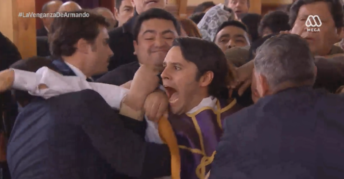 Dramática escena de teleserie de Mega se habría visto empañada por actitud de extras