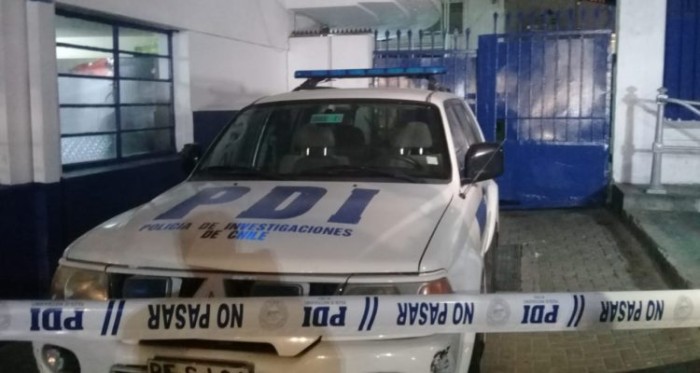 Encuentran torso de una persona flotando en el Muelle Prat en Valparaíso