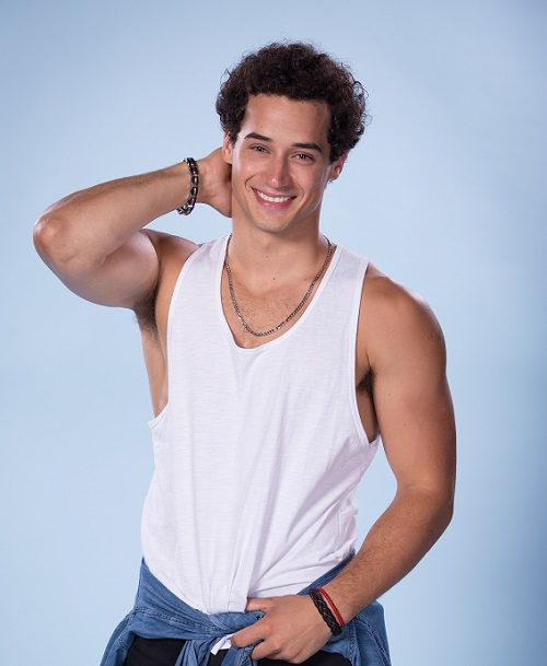 Raimundo Alcalde como 'Álvaro' | TVN