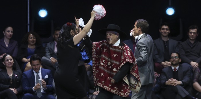 ¿Es cueca o guaracha? El particular baile de Piñera y Karla Rubilar en el Parque O'Higgins