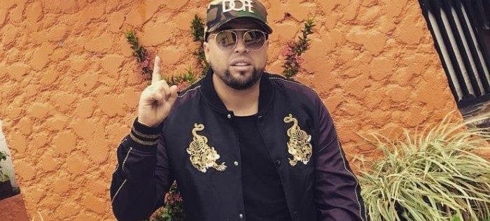 A un mes del inicio de la 'gira Mekano' Rigeo decidió restarse por un 