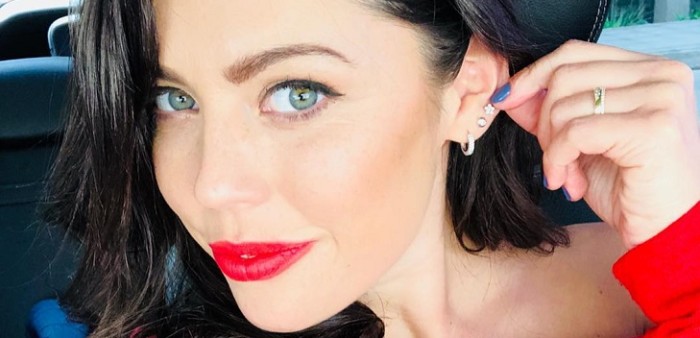 Daniela Aránguiz explicó viaje a solas con su hija a París: fue su regalo de cumpleaños