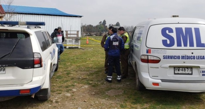 Hombre realizó horrible hallazgo: encontró feto que era trasladado por perro en su hocico