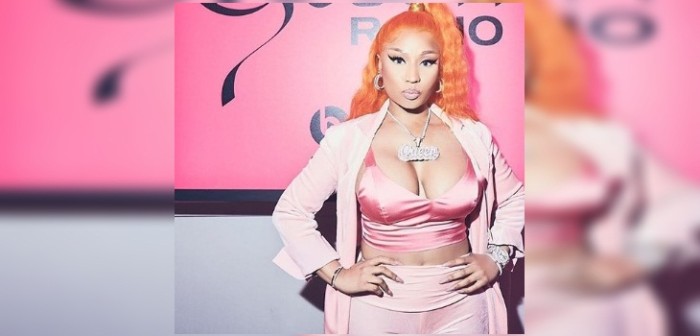 Vestido le jugó mala pasada: Nicki Minaj terminó mostrando más de la cuenta durante show