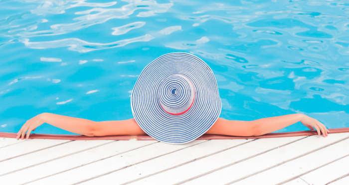 El lujoso pero inútil traje de baño de Gucci: no puedes meterte al agua con él