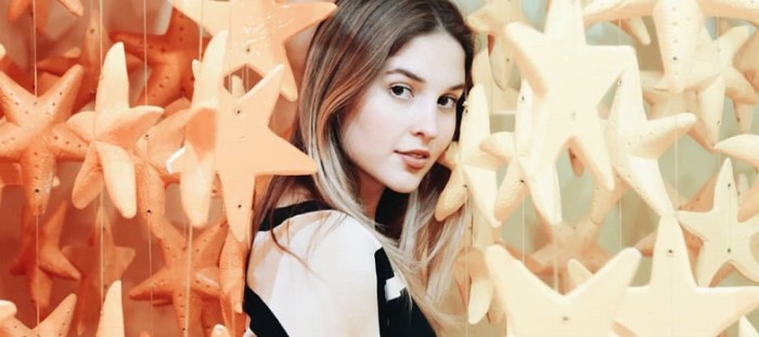 Belén Soto conquistó a seguidores con sensual y elegante postal en la que posó semidesnuda