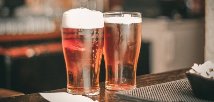 Fanáticos de la cerveza: chilenos consumen cerca de 70 litros al año
