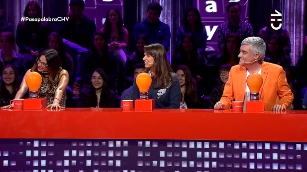 La 'pesada' broma con la que Julián sorprendió a Daniela Castillo en Pasapalabra