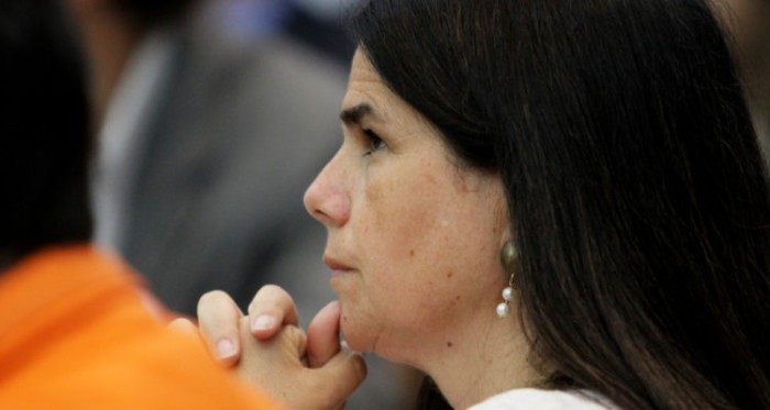 No lo dejó pasar: diputada Ossandón entregó a su hijo a Carabineros por agredir a un joven