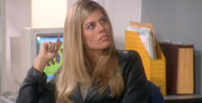 ¿Recuerdas a Paty de 'Betty, la fea'? Se cayó durante una entrevista y el video es viral