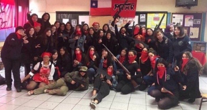 Estudiantes desmienten reportaje de Canal 13 sobre Liceo 1 que las relaciona con el FPMR