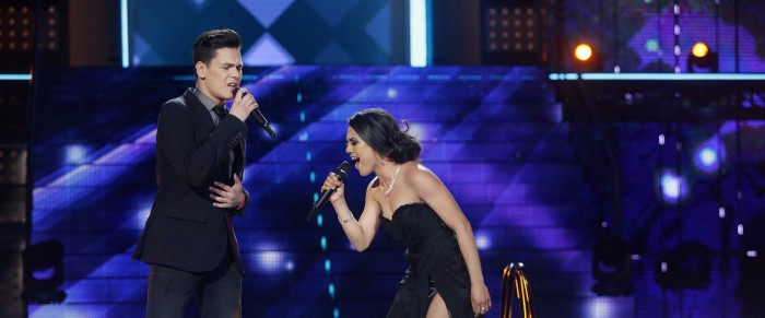 El evidente error de Jeimy Espinoza en su regreso a 'Rojo': olvidó la letra en pleno show