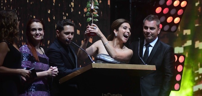 Viñuela realizó peculiar mea culpa sobre errores de Mucho Gusto tras ganar Copihue de Oro