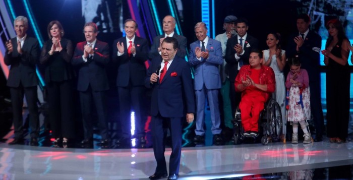 Antiguos rostros emblemáticos de la TV chilena reaparecieron en inicio de la Teletón 2018