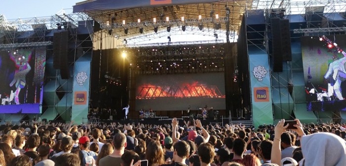 Lenny Kravitz, Kendrick Lamar y Arctic Monkeys encabezan 'lineup' de Lollapalooza 2019