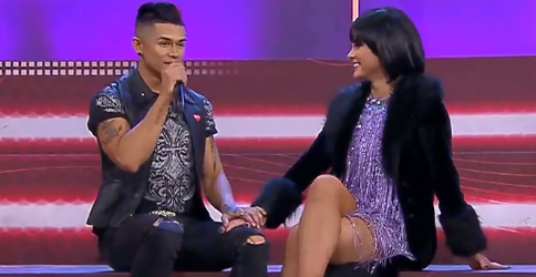 Ernesto Bravo protagonizó romántico momento en Rojo: le pidió pololeo a Camila Vásquez