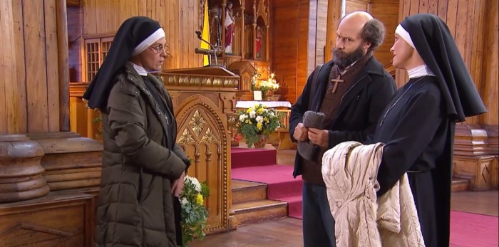 Así se grabó la escena simultánea de los personajes de Paola Volpato en Isla Paraíso