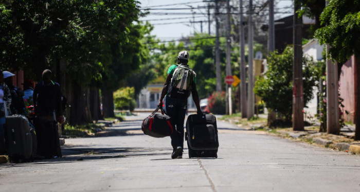 Cruda realidad: el triste relato de tres haitianos que están felices por no volver a Chile