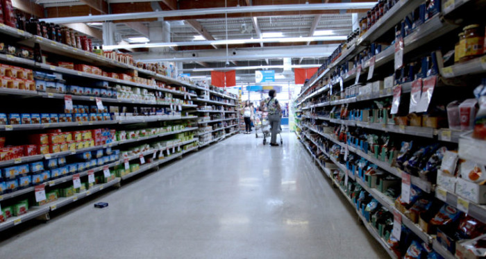 Día del Trabajador: revisa a qué hora cierra el comercio este martes previo al feriado irrenunciable