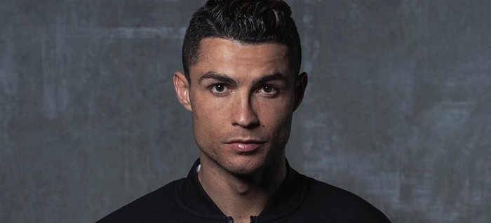 Cristiano Ronaldo y jugador italiano protagonizan íntimo fail fotográfico sin darse cuenta