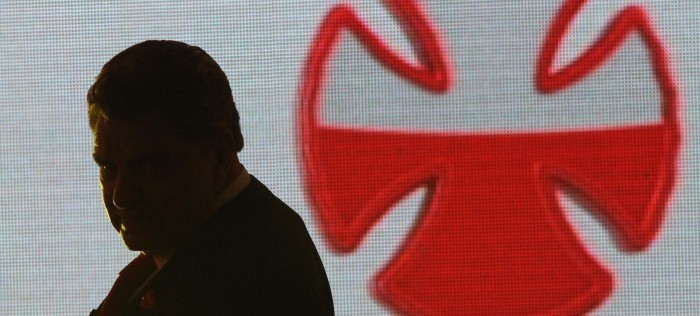 Don Francisco confirmó que la vedetón no va más: será reemplazada por bloque de humoristas