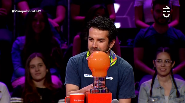 Alan González imitó técnica de Ledy Ossandón en Pasapalabra para pasar prueba: no funcionó