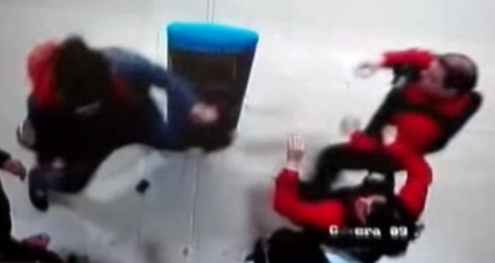 Punta Arenas: video muestra brutal agresión contra matrimonio de guardias en supermercado