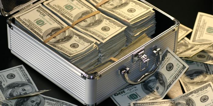 Son $7 mil millones: la confusa disputa legal por fortuna de chileno que murió sin herederos