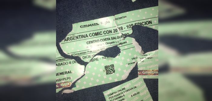 Joven casi se pierde la Comic Con de Argentina por culpa de su mamá pero Netflix la salvó