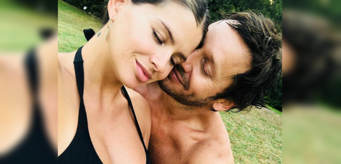 Pura pasión: Benjamín Vicuña y China Suárez robaron miradas con coqueto baile en fiesta de un amigo