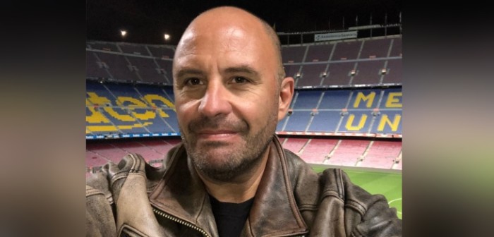 Periodista Keno Salinas salió de la UCI tras accidente en Barcelona: sufrió perforación en su vejiga