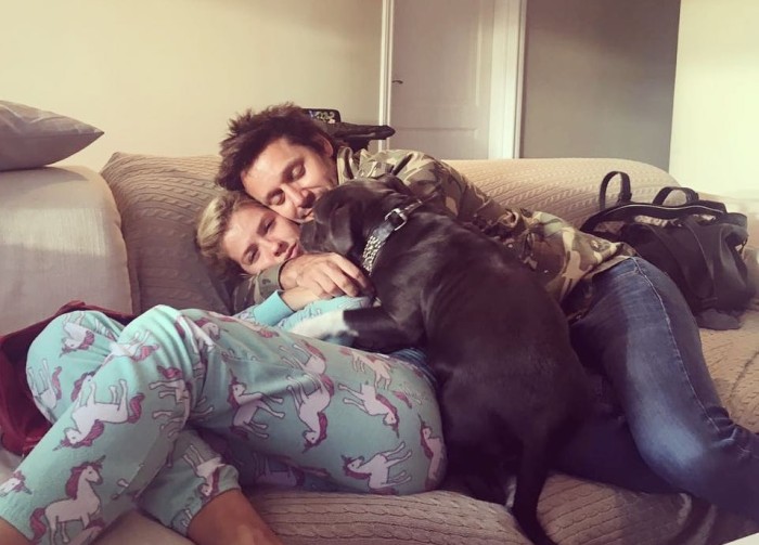 Eugenia 'China' Suárez sufre por partida de su perrita Bandida: 