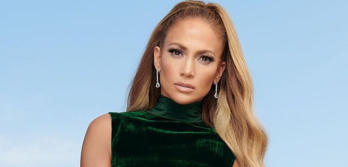 Una vez más Jennifer Lopez deja la escoba en Instagram con foto sin maquillaje ni filtros
