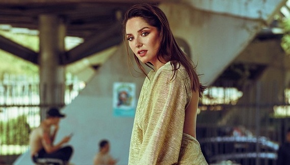 Kel Calderón sufrió doloroso accidente: se quebró uno de los dedos de su pie