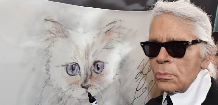 ¿Es posible? Una 'gata fashion' o un niño podrían ser los herederos de la fortuna de Karl Lagerfeld