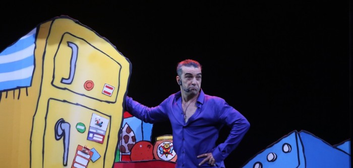 Sentadilla eterna: detalle durante relato de Jorge Alís sobre taxista se robó la atención en Viña