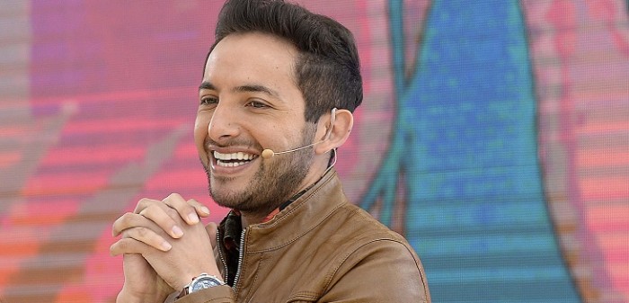 El cansancio pasa la cuenta: Hugo Valencia se borró las ojeras para brillar en la Gala de Viña