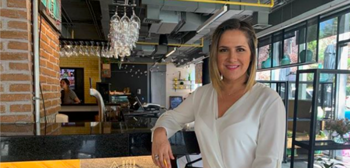 El look fashionista de Michelle Adam que causó sensación entre sus seguidores