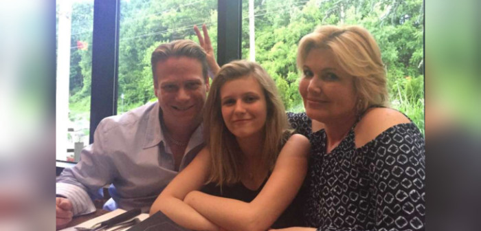 Joven no soportó el bullying y se lanzó al vacío: recibió burlas incluso después de muerta