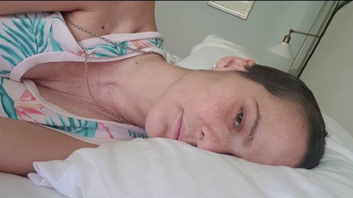 Los difíciles días de Javiera Suárez por tratamiento contra el cáncer: 