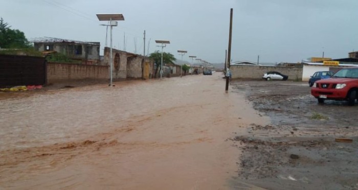 Indignante: denuncian venta de empanadas a $10 mil tras emergencia de San Pedro de Atacama