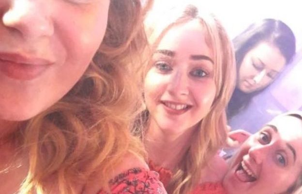 Joven bebió vodka con metanol en una fiesta y quedó ciega: aseguró que la querían drogar