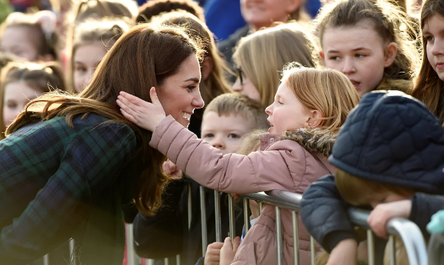 Ian Rutherford / POOL / AFP