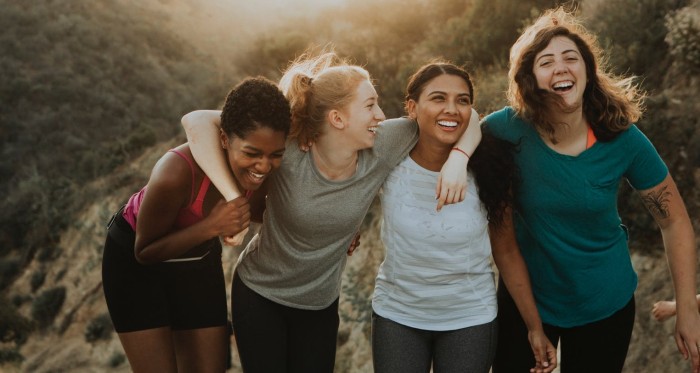 Estudio reveló los países ideales para vivir siendo mujer: razones son más profundas de lo que crees