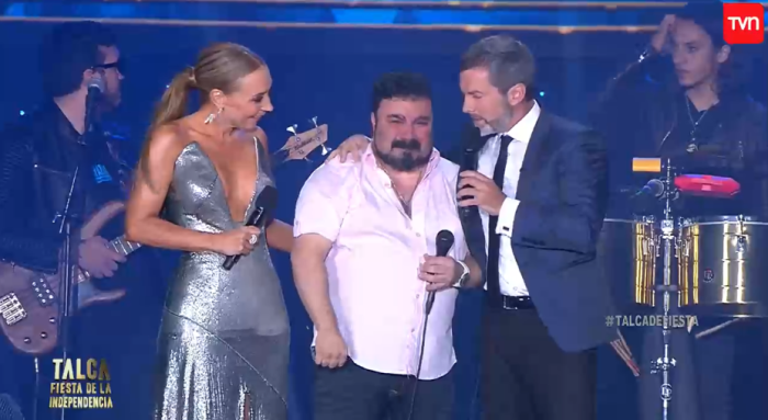 Emoción pura: el momento que dejó sin palabras al vocalista de Amar Azul en el Festival de Talca