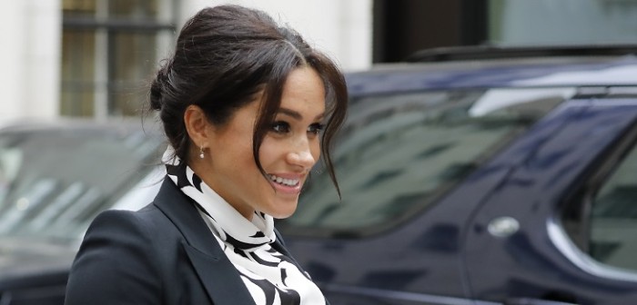 Biógrafa de Lady Di aconseja a Meghan Markle dejar de 