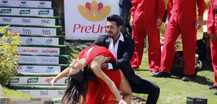 Elegancia pura: Chantal Gayoso se lució con su piscinazo tras ser coronada reina del Festival