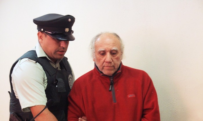 Cheques y ropa: sorprenden a familiares de mujer asesinada en Quintero robando en casa de imputado