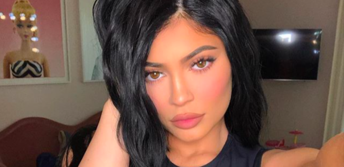 La medida que tomó Kylie Jenner para bajar los kilos que subió en su embarazo: dejó varios alimentos