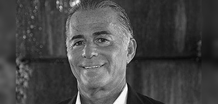 Multimillonario se sometió a operación para mejorar su vida sexual y murió de un paro cardíaco